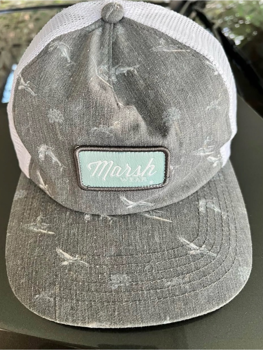 Marsh Wear Men's Gray & White Cap /  Hat